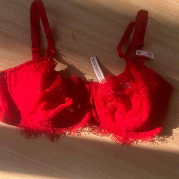 Victoria Secret dream angels  wicked lace unlined balconette bra - Picture 3 of 7